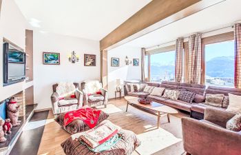 Jeanne D'Arc LOFT COMBI Apartment 18 Holiday Home