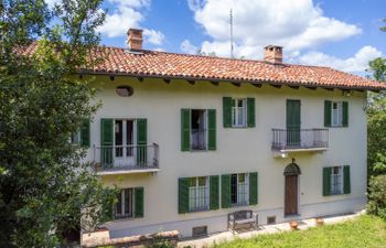 Mainero Holiday Home