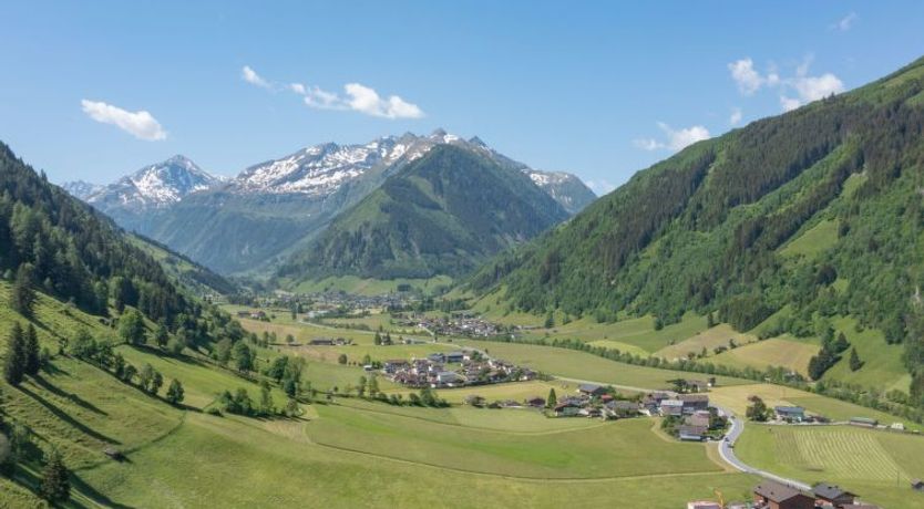 Photo of Schönblick Mountain Resort Apartment 3