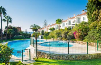 Olive Holiday Home