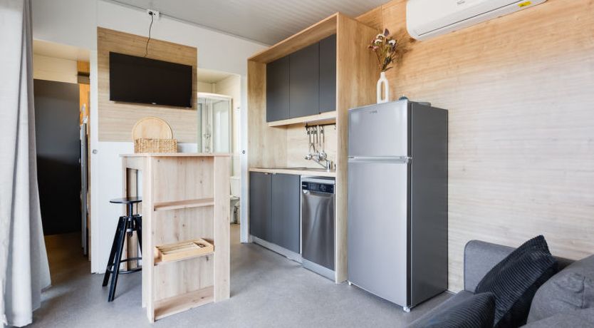 Photo of Ivanka Delux