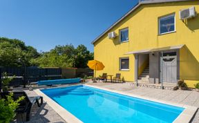 Photo of Radmila Apartment 2