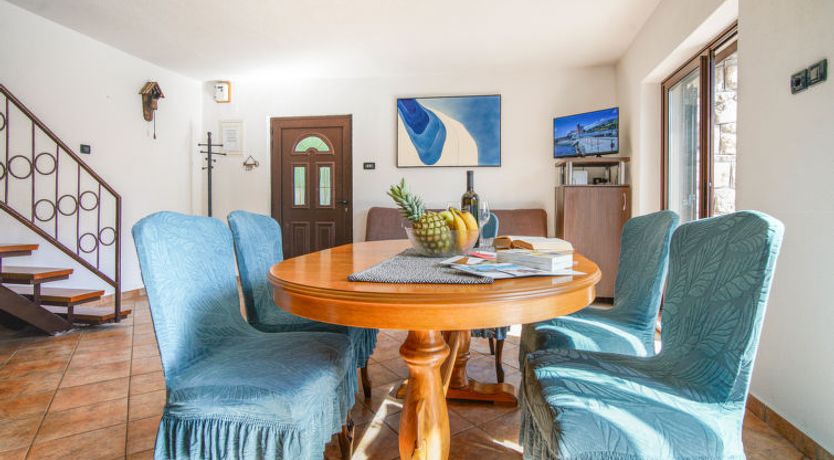 Photo of Kamena kuća