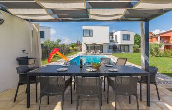 Paolo Holiday Home