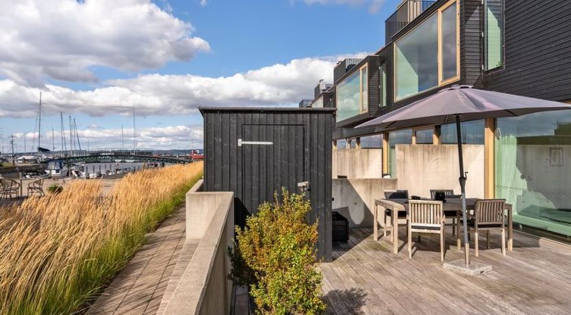 Photo of "Heigo" - 25m from the sea