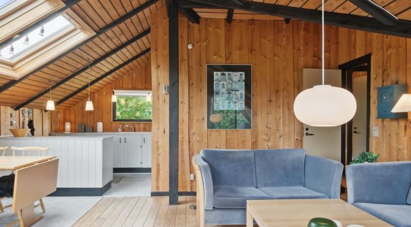 Photo of "Aaltje" - 800m from the sea