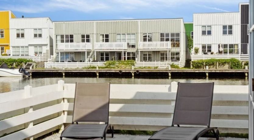 Photo of "Annlis" - 5m from the sea