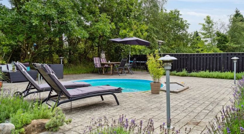 Photo of "Fritsa" - 8km from the sea