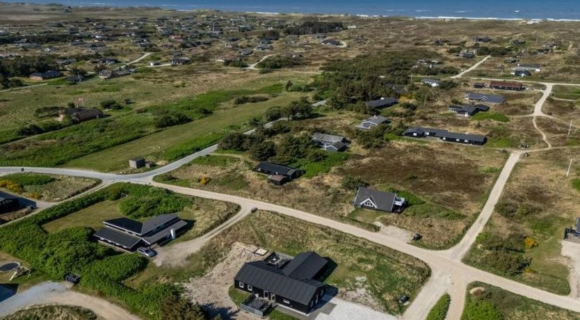 Photo of "Agnes" - 900m from the sea