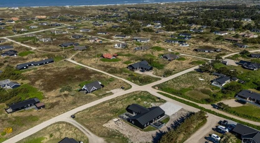 Photo of "Agnes" - 900m from the sea