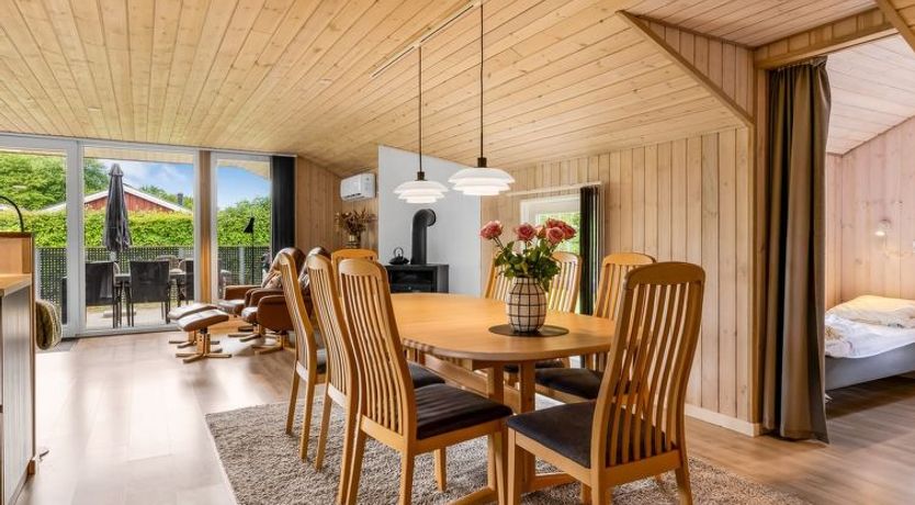 Photo of "Irlin" - 850m from the sea