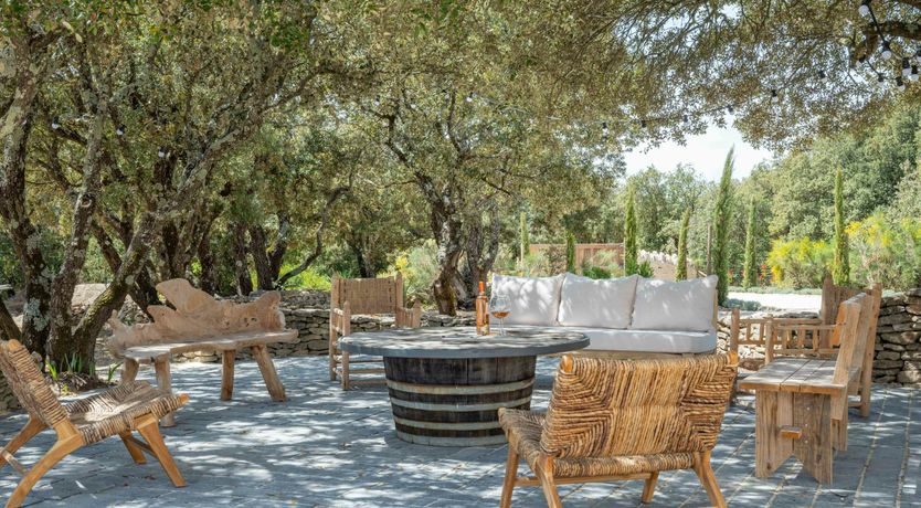 Photo of Luberon Oaks