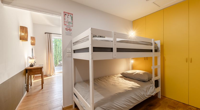 Photo of Olive & Moon