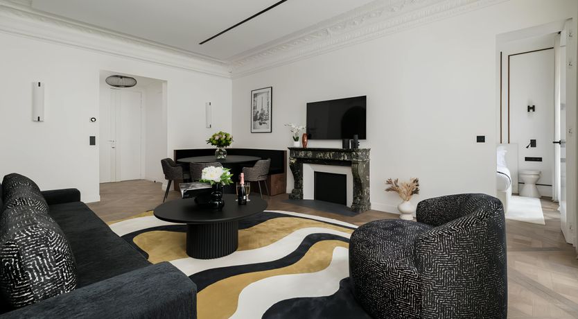 Photo of Louvre Royale