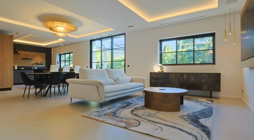 Photo of Palm Pleasure