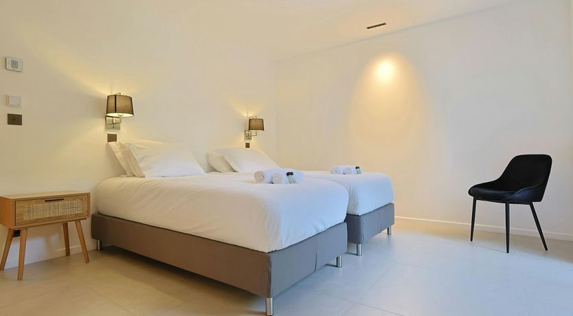 Photo of Palm Pleasure