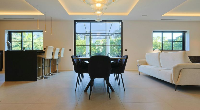 Photo of Palm Pleasure