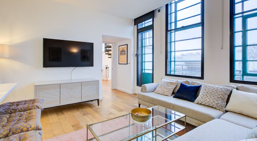 Photo of Art Deco City