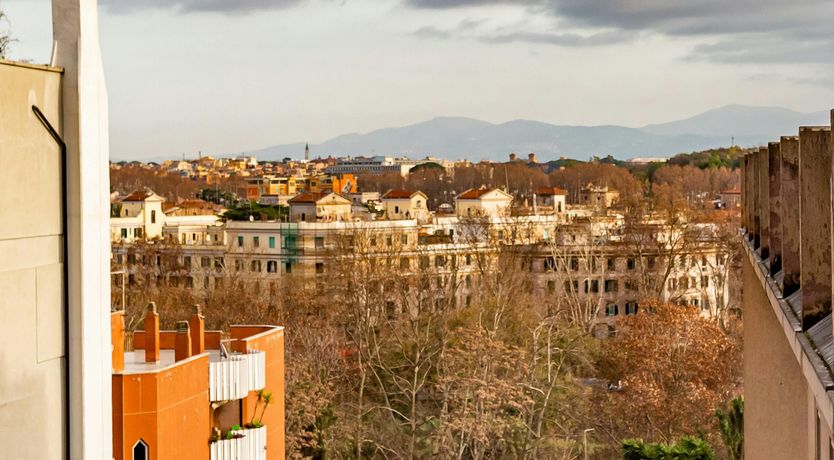 Photo of Antique Markets