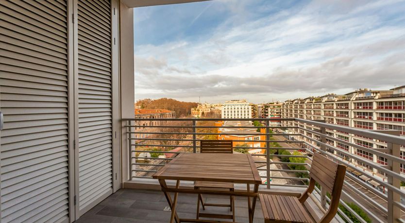 Photo of Antique Markets