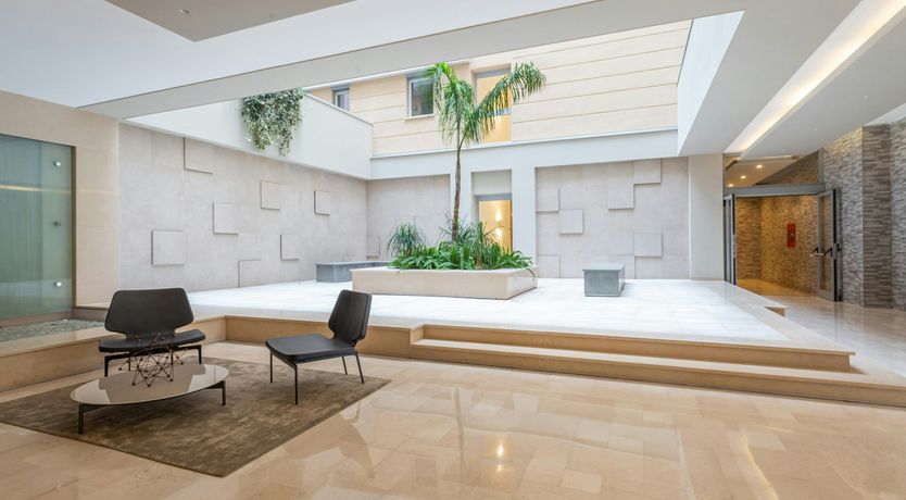 Photo of Antique Markets