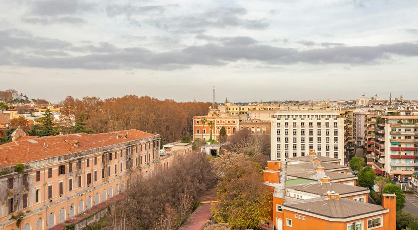 Photo of Antique Markets