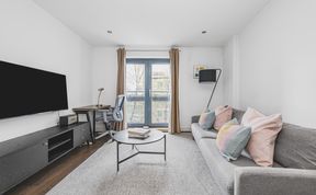 Photo of Whitechapel Colours