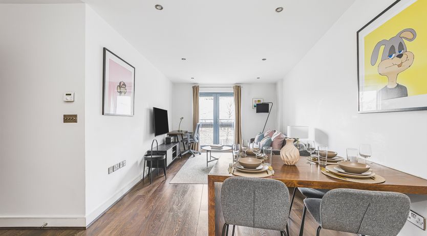 Photo of Whitechapel Colours