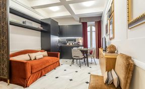 Photo of Roman Contemporary