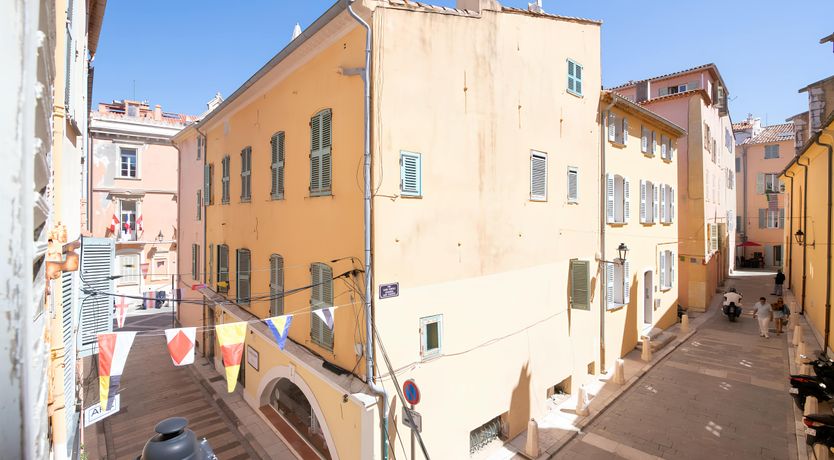 Photo of Tropez True