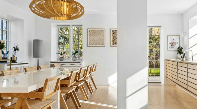 Photo of The Classic Muse