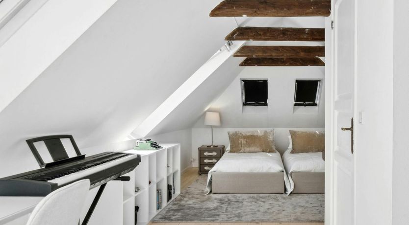 Photo of The Classic Muse