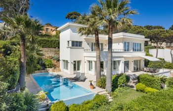 Antibes Azure Holiday Home