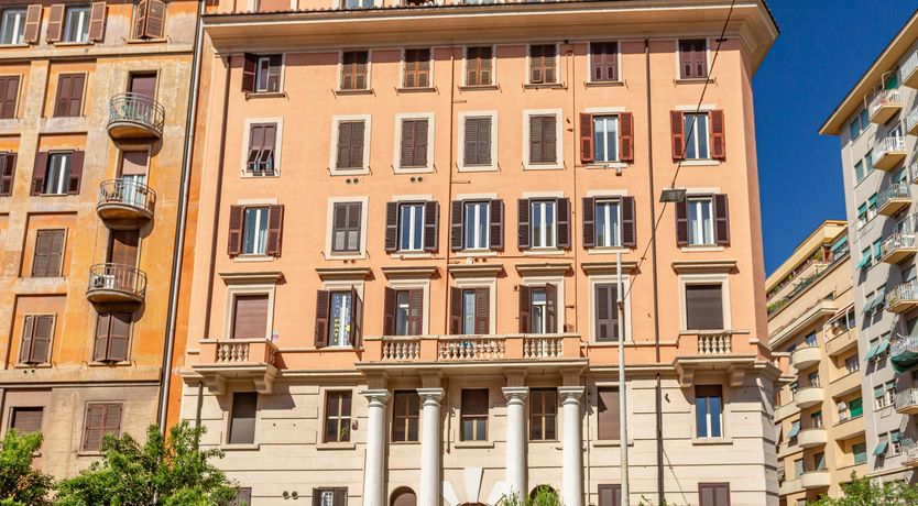 Photo of The Roman Muse