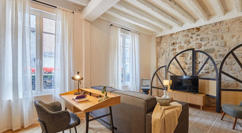 Photo of Burlap & Stone