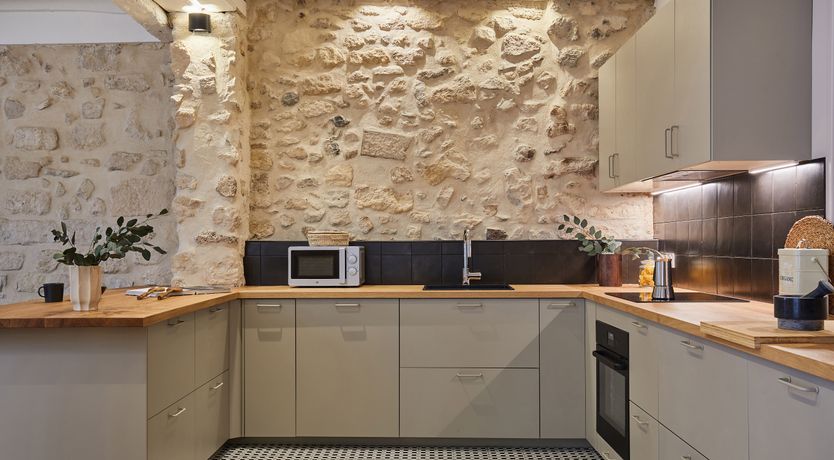 Photo of Burlap & Stone