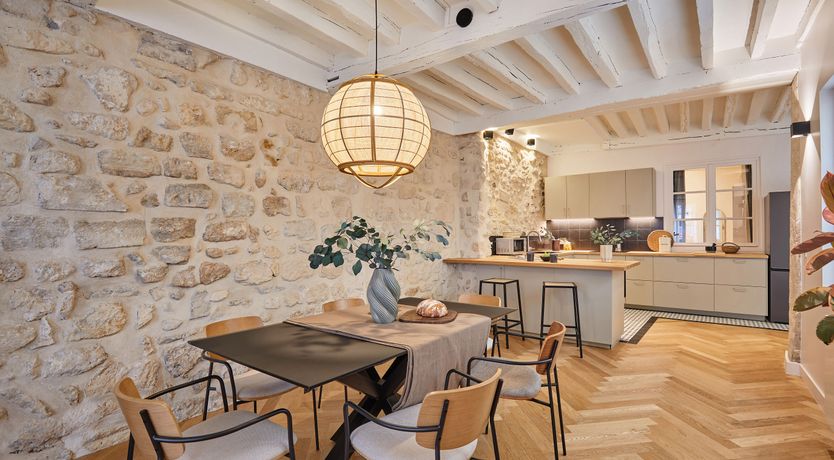 Photo of Burlap & Stone