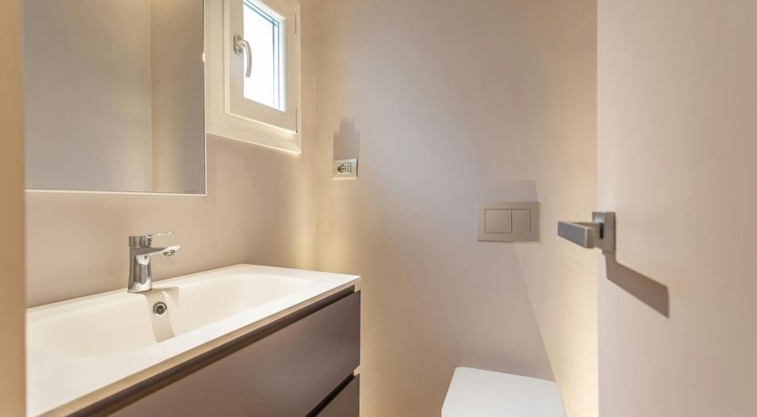 Photo of Rooftop Reflections