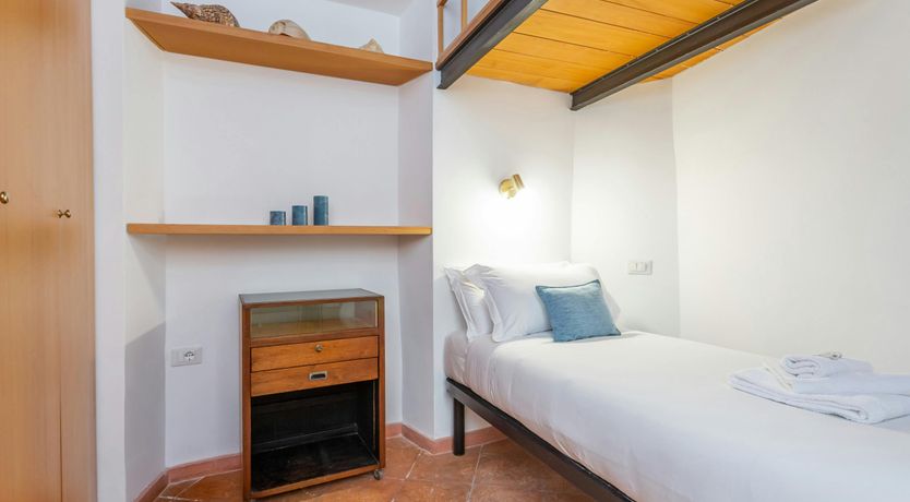 Photo of Barberini Bliss