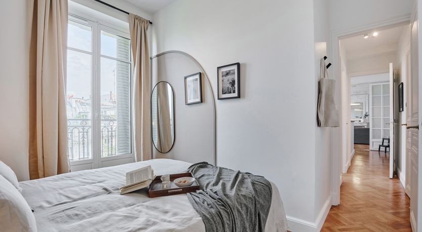 Photo of Le Marais Light