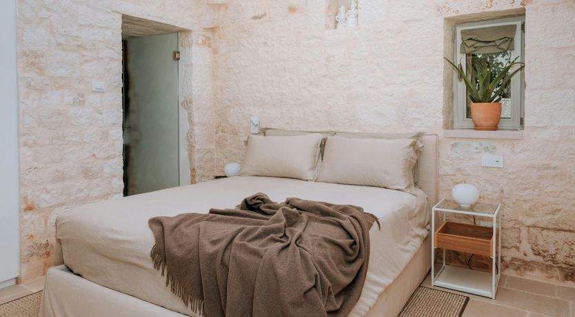 Photo of The Diamond Lotus