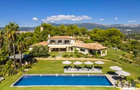Photo of tennis-villa