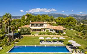 Photo of Tennis Villa
