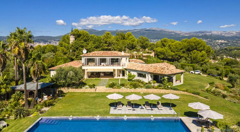 Photo of Tennis Villa