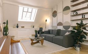 Photo of Mansard Nest