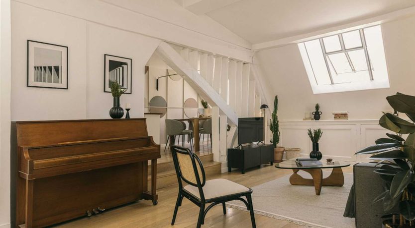 Photo of Mansard Nest