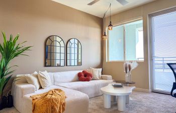 LA Dreams Holiday Home