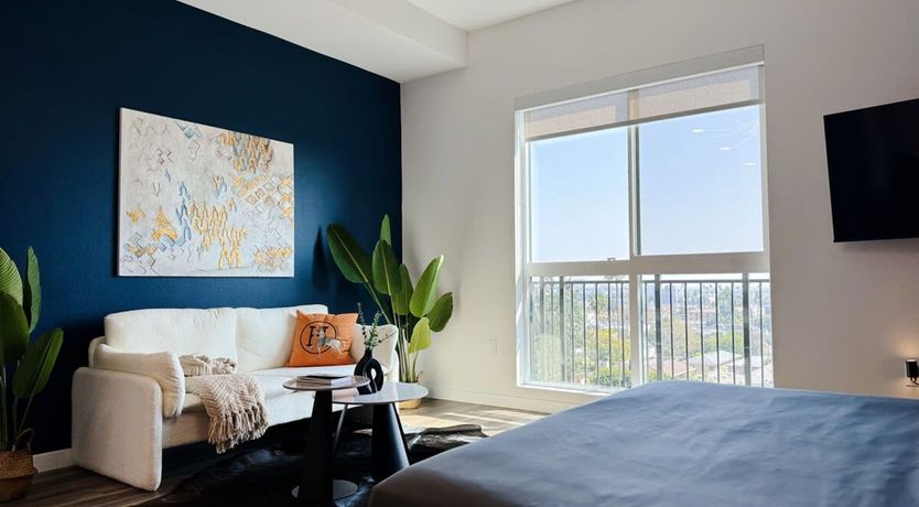 Photo of Hollywood Hills View