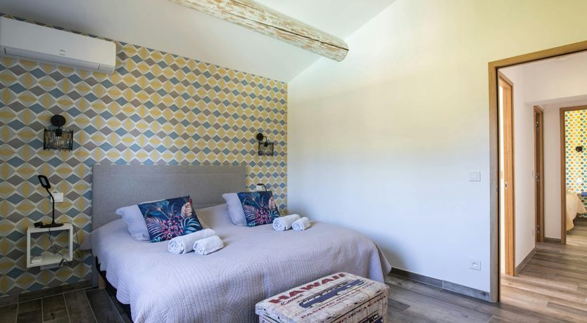 Photo of In Provence