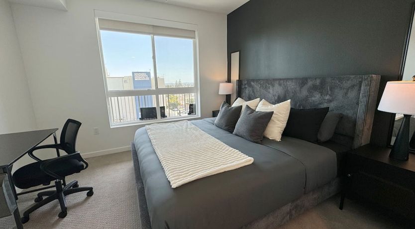 Photo of Hollywood Sign View